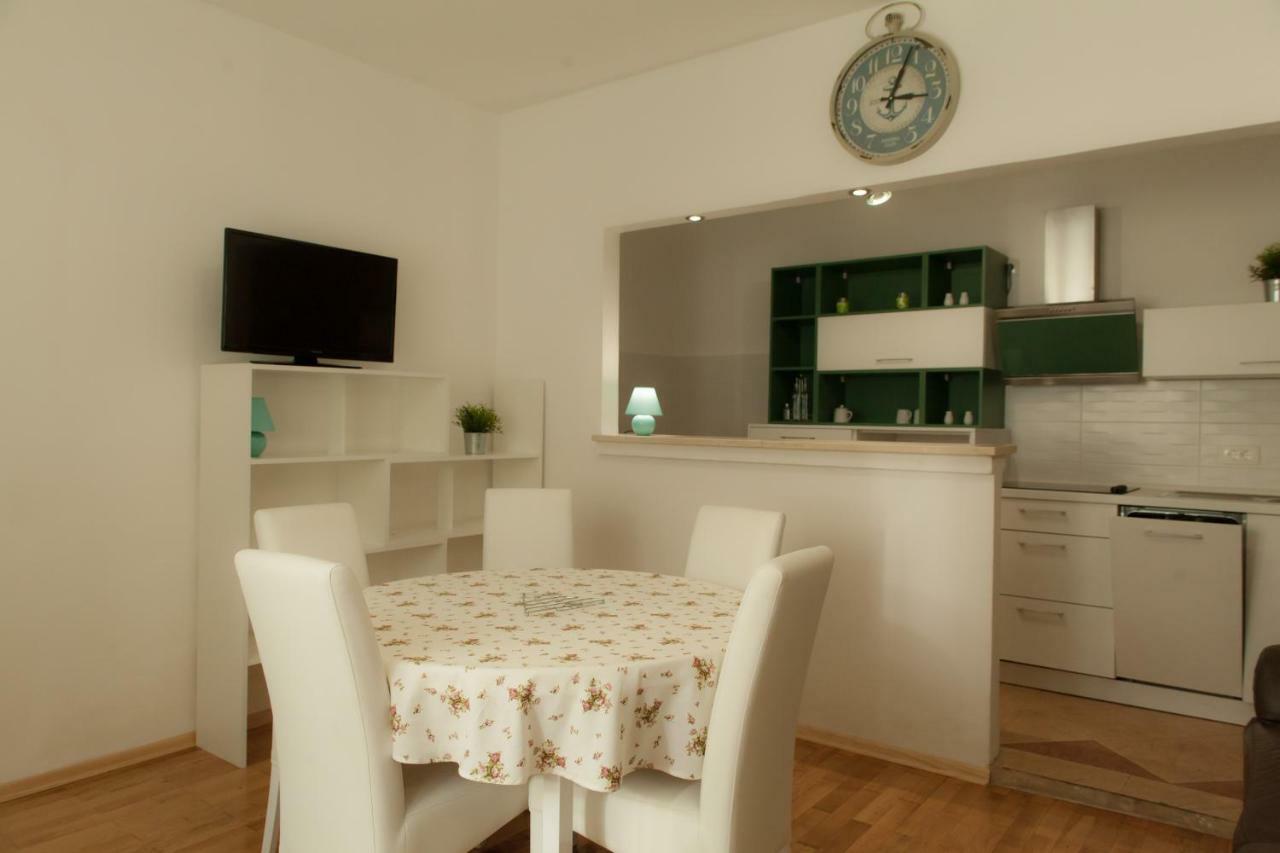 Holiday Home Domi Novi Vinodolski Dış mekan fotoğraf